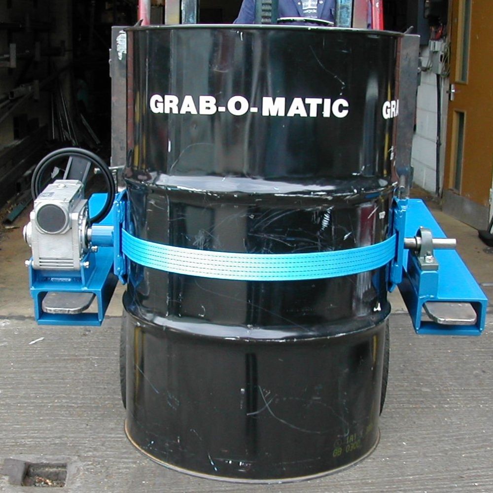 St Claire GRAB-O-MATIC SC-10W fatvändare för lyft och rotation av fat med supportremmar