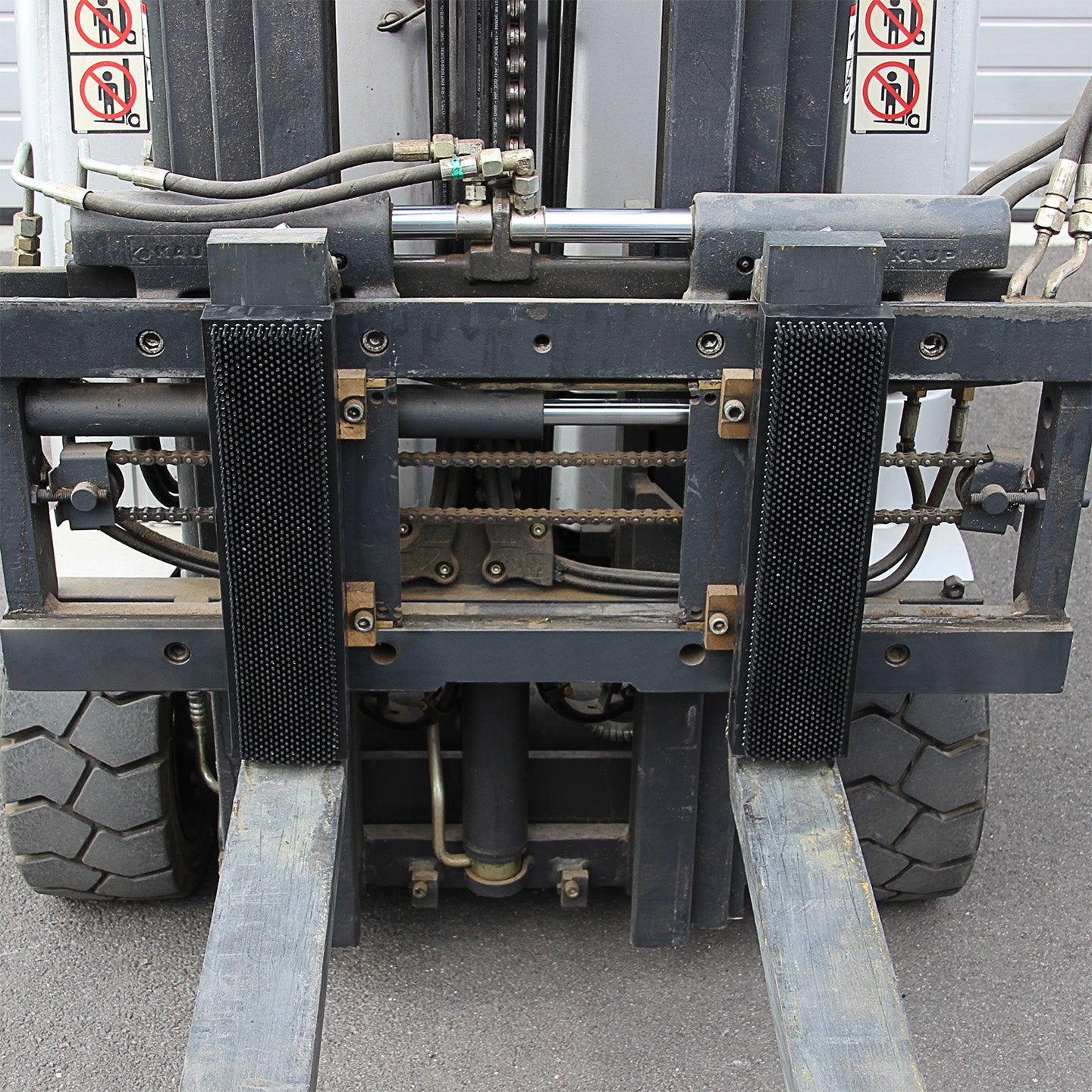 wuPanda – Magnetiskt stötskydd för truckgafflar